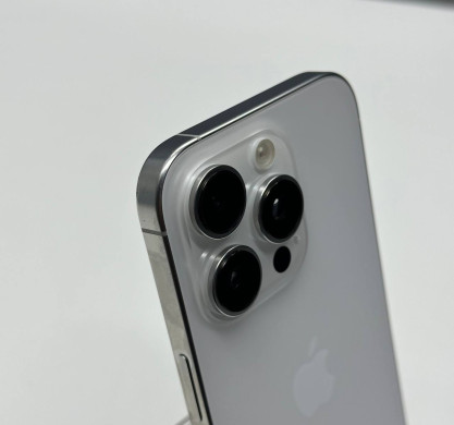 iPhone 16 Pro 128GB White Titanium 90%